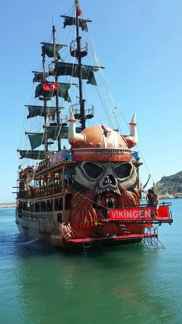 Alanya Pirates Boat · 1