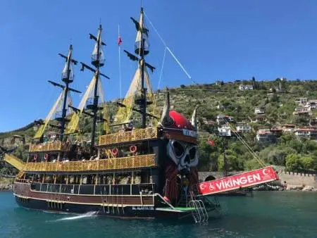 Alanya Piratenboot