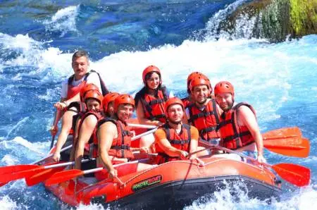 RAFTING-TOUR